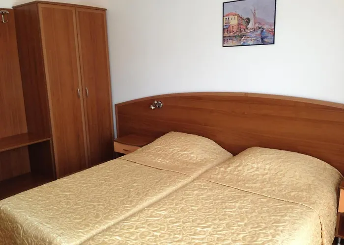 Family Hit ホテル キテン